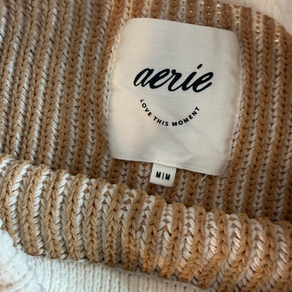 Aerie Beyond Chenille Woman’s Medium Two Toned Tan Cream Knit Crewneck Sweater - Picture 6 of 13